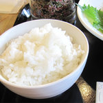 梅山鉄平食堂 - おがわり無料のご飯です。炊きたて熱々の美味しいご飯でした。きっと美味しいお米♪