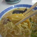 南京千両本家 - 具の【メンマ】が入っているのは、この店と『大龍ラーメン』くらいだろう。