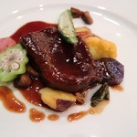 オーボングービゴ - 牛ほほ肉の煮込み