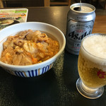 なか卯 - 親子丼 期間限定390円 ＋ 缶ビール 280円