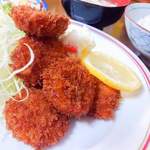 自由軒 - 小ぶりだけに味が深い、ホタテフライ