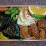 Musubi Musashi - 若鶏むすび 820円