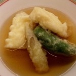 うしやま - 揚げ物（生湯葉・うに・獅子唐）