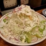 居酒屋まめぞ - ただのサラダがうまいー！