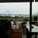 ラウンジ＆シャンパンバー「ベランダ」 ヒルトン東京お台場 - 