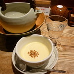 八兆屋 - 日本酒とそば茶のプリン