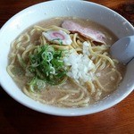 こきん太 - とんこつラーメン中盛り