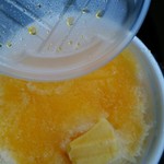 紅梅堂 - マンゴー氷開けたとこ
