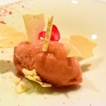 アムール - リュバーブ、梅
      