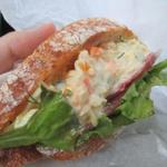 テーラ・テール - コールスローのサンドウィッチ　H27.8月