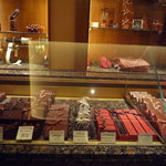 ショーケースの中にはたくさんのチョコ☆