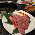 大阪焼肉 鶴橋 牛一 - カルビ