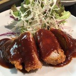 明ごころ本店　洋食店 - 豚ヘレカツ　デミソース