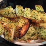 明ごころ本店　洋食店 - ガーリックトースト