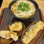 うどん 丸香 - かけ（大）＋ちくわ天＋かしわ天