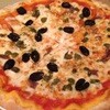 Prego Italian Restaurant - 料理写真:ブラックオリーブとアンチョビのピッツア