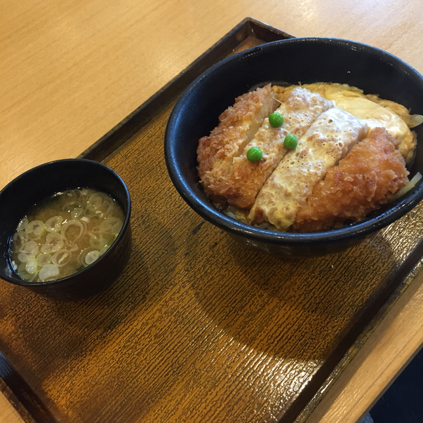 立ち食いのカツ丼 これほど不味いカツがあるんだ By 蝙蝠男 しぶそば 武蔵小杉店 武蔵小杉 そば 食べログ