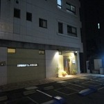 スタジオーネ - 外観