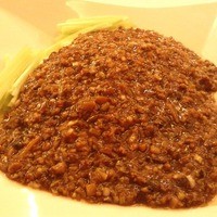 赤坂 四川飯店 - 挽肉味噌そば　1350円（税・サ別）