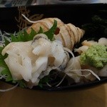 廻鮮寿司 塩釜港 - つぶ貝刺身800円