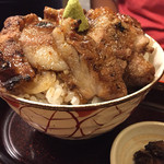 丸天 - 津南ポークの豚丼
            大盛りは後悔するかも