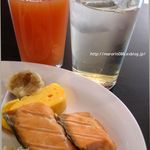 福岡アルティ・イン - ●バナナ酢（右）水で薄めて下さい。美味しい一杯。