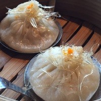 過門香 KITTE丸の内店 - カニ味噌入りフカヒレ小籠包