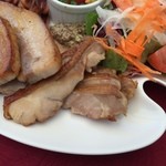 瓢湖屋敷の杜ブルワリー　ザ　レストランスワンレイク - 越の鶏です。