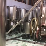 瓢湖屋敷の杜ブルワリー　ザ　レストランスワンレイク - 何本もあります。