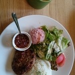 haru - ハンバーグプレート ドリンク付き 1200円