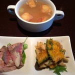 アンズ カフェ プラス バー - ランチの前菜とスープ 