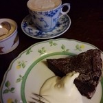 cafe 螢明舎 八幡店 - □ガトーショコラ・カフェウインナ□　アップ