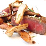 プレヴナンス - ランチコース 6000円 の熊本県産あか牛 天然きのこ