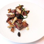 プレヴナンス - ランチコース 6000円 の熊本県産あか牛 天然きのこ