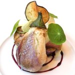 プレヴナンス - ランチコース 6000円 のとろける茄子と鴨フォアグラの炭火焼 桃