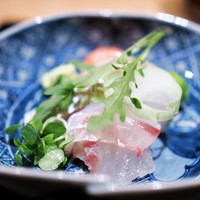 すず木 - 鯛　縞鯵　白烏賊　縞海老
                