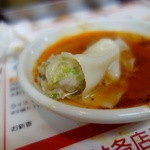 餡は野菜主体ですが何とも言えない旨味に脱帽