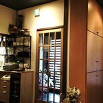 中国料理 麟 - 店内から入口