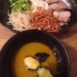 カリガリ - 幻のグリーンカレーつけ麺