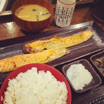 しんぱち食堂 - 【サーモンハラス干し定食 700円】