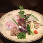 串焼よみや - 刺身盛り合わせ