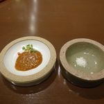 Osuri - ハーブサムギョプサルには味付け用の味噌や塩の他に