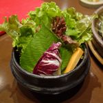 Osuri - 付け合せの野菜もあわせて配膳されました。