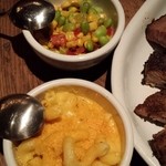 SMOKEHOUSE - サイドのmac and cheeseと枝豆のｽｺﾀｯｼｭ