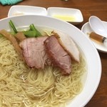 らぁめん夢 - つけ麺。麺は冷たい昆布だしに浸してあります。