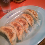 銀華飯店 - 餃子は胡椒で食べるのよと女将がお勧め