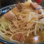 らーめん家 政 - ガッツリは湯切りが悪くなるから味濃いめがいいのかなー