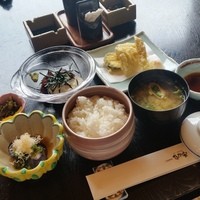 なか安 - 八王子の老舗の料亭で「日替り定食 (1000円)」♪
