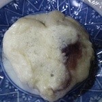 高橋の酒まんじゅう - ちょっと潰れちゃったけど。