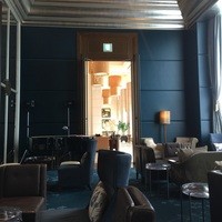 セントレジス バー - ☆ソファー席も天井が高くゆったり空間(*^^)v☆